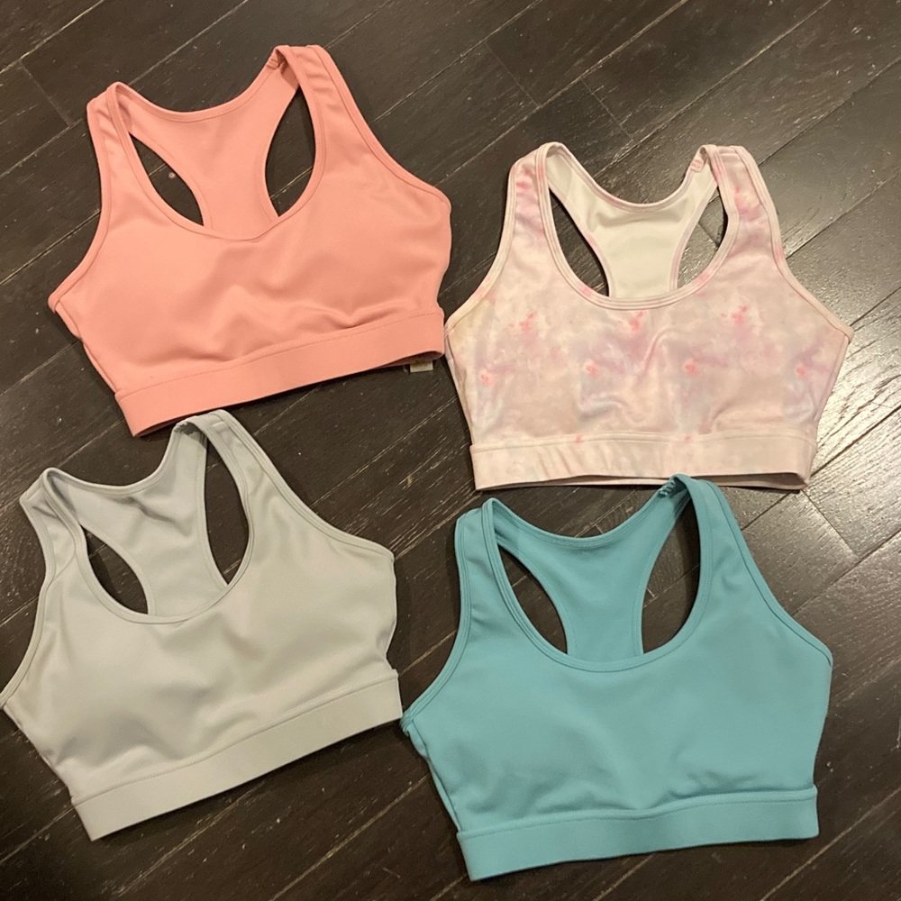4 Nicole Miller Sports Bras size small